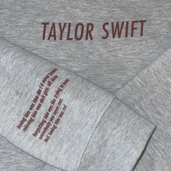 Taylor Swift Red Taylor’s Version off the shoulder cutoff customized sweatshirt - Picture 5 of 7